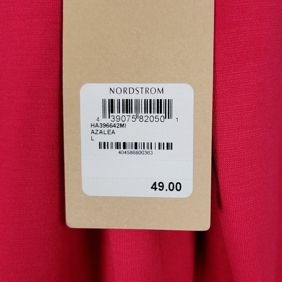 NWT Halogen Azalea Off One Should Top - Picture 2 of 5